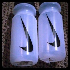 2 bottle nike